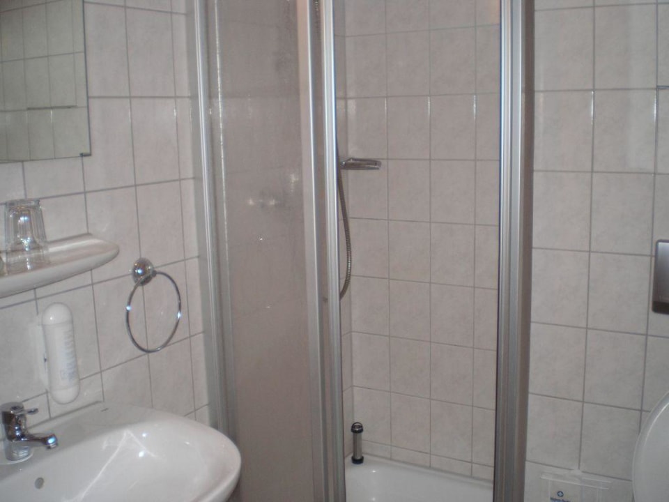 Badezimmer Hotel Auerhahn am Rennsteig