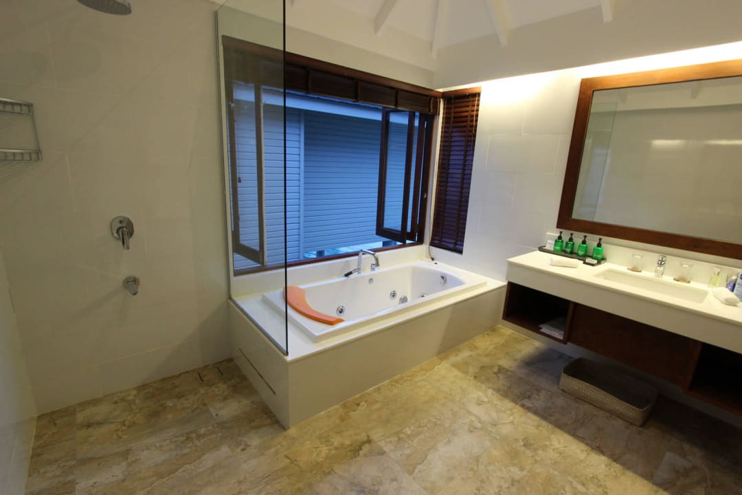 Badezimmer - Wasservilla Summer Island Maldives