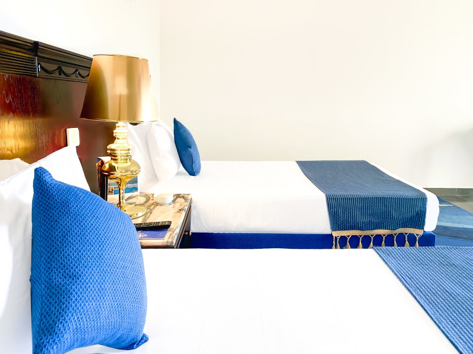 Zimmer White Valley Palace