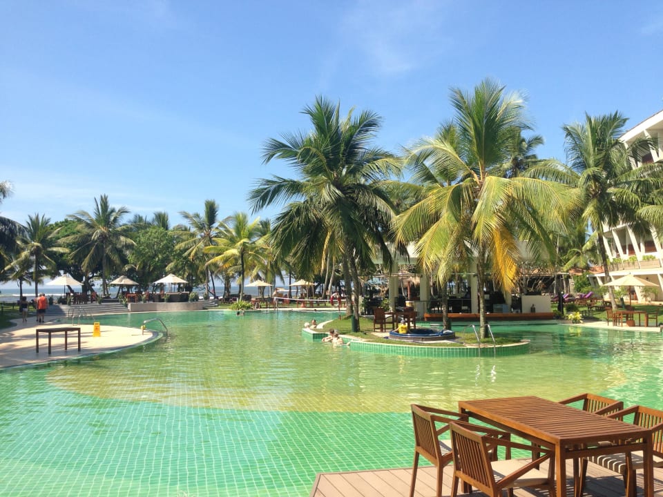 Pool nach dem Umbau 2 Occidental Eden Beruwala, a member of Barcelo Hotel Group