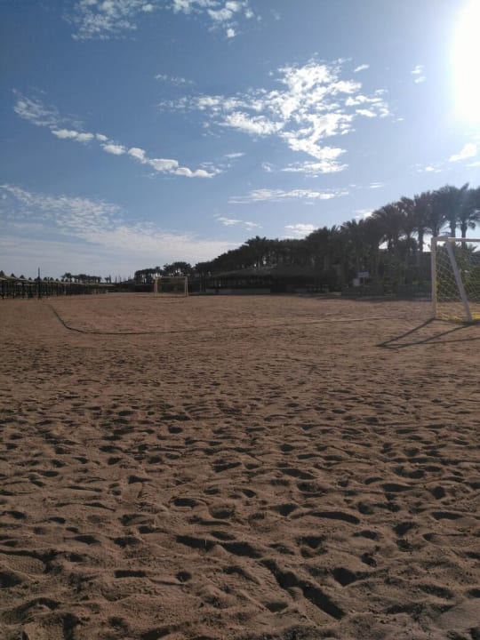 Fußballfeld am Strand JAZ Mirabel Beach