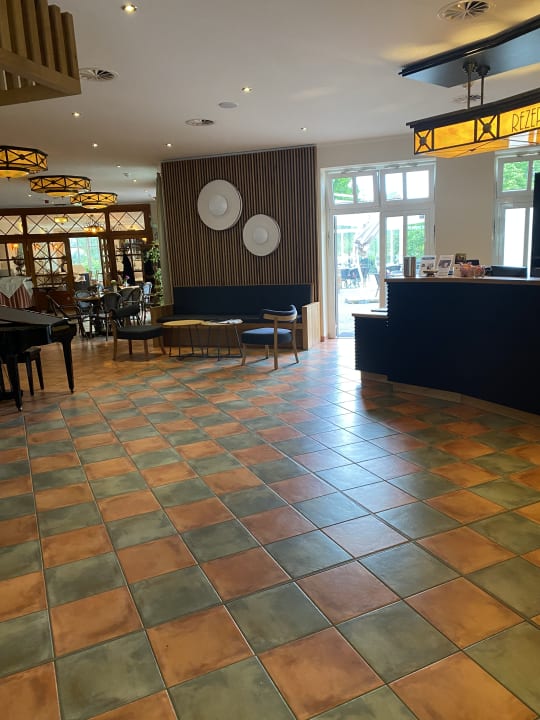 Lobby Best Western Wein- & Parkhotel Nierstein