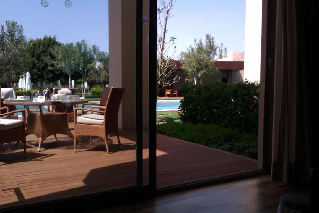 Terrasse der Villa am Pool Gloria Serenity Resort