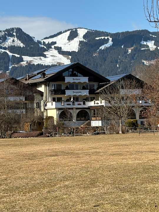 Außenansicht Parkhotel Burgmühle