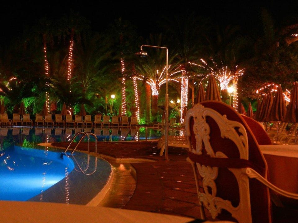 Bei Nacht Hotel Parque Tropical