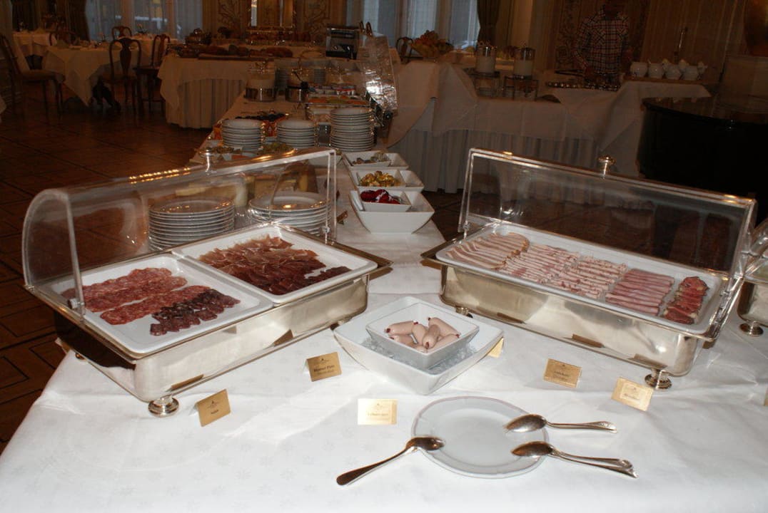 Frühstück Grand Hotel Kronenhof Pontresina