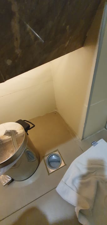 Zimmer Kirman Belazur Resort & Spa