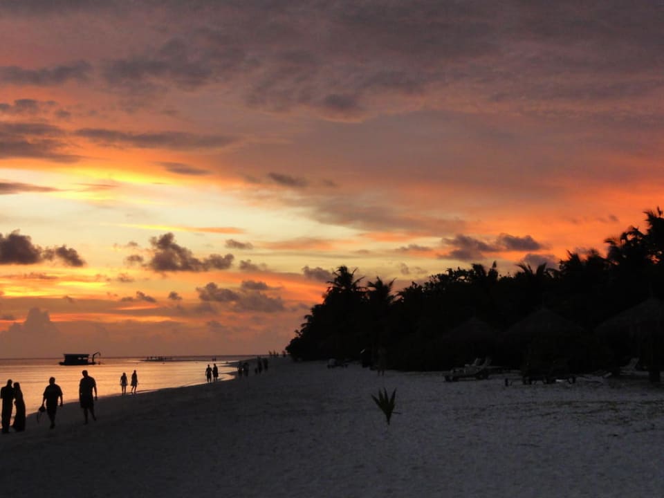 Sonnenuntergang Jacuzzi Beach Villa Kuredu Island Resort & Spa