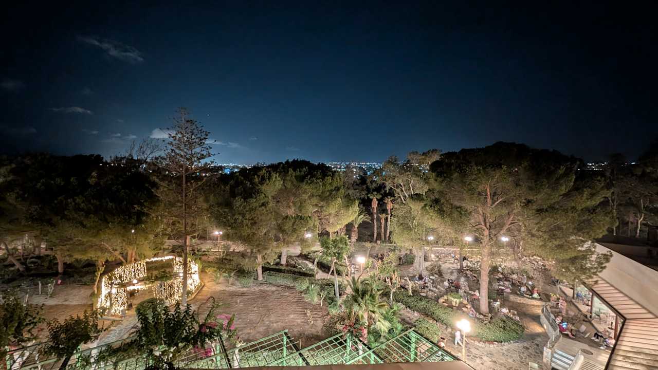 Ausblick Apollonia Beach Resort & Spa