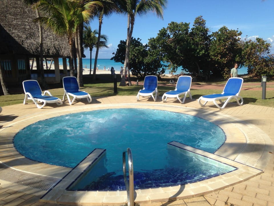 Pool Sirenis Tropical Varadero
