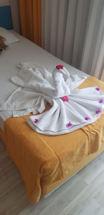 Zimmer Ramada Resort by Wyndham Side