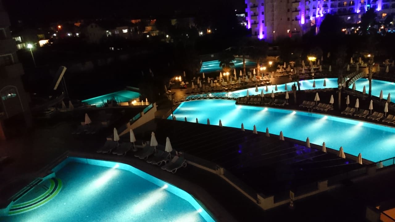 Pool Side Mare Resort & Spa