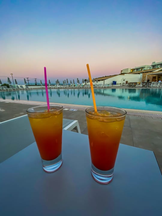 Pool Blue Lagoon Ocean