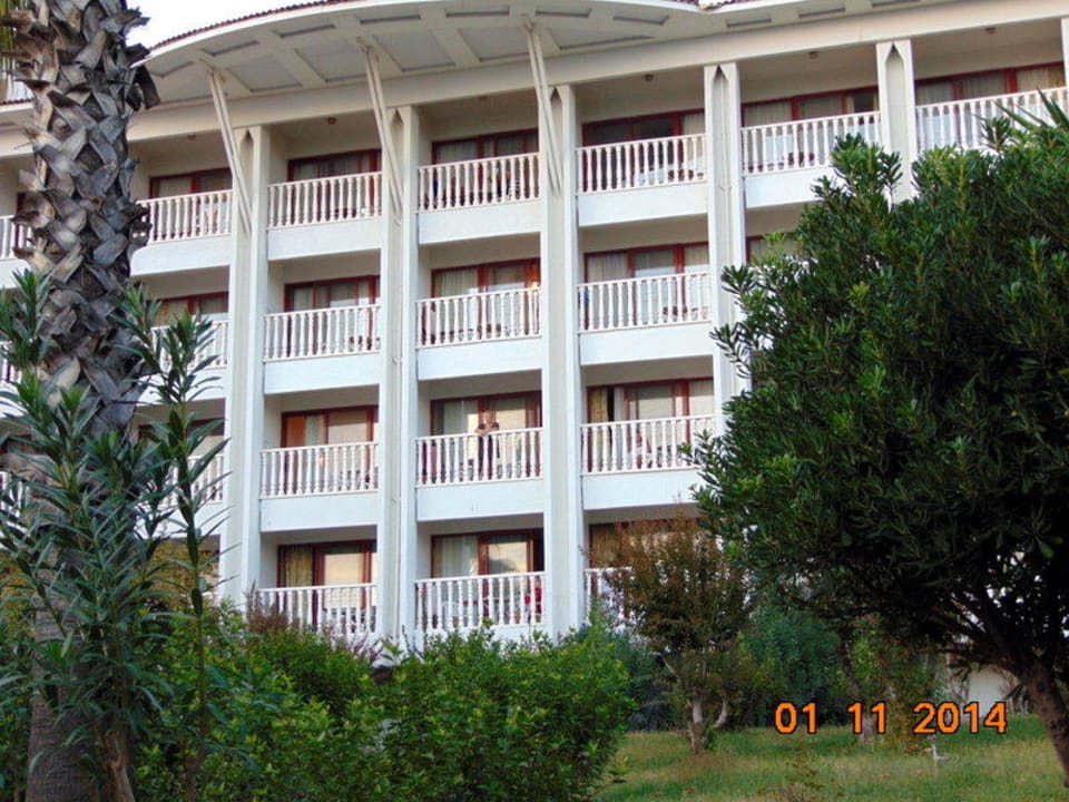 Balkone Hotel Defne Garden