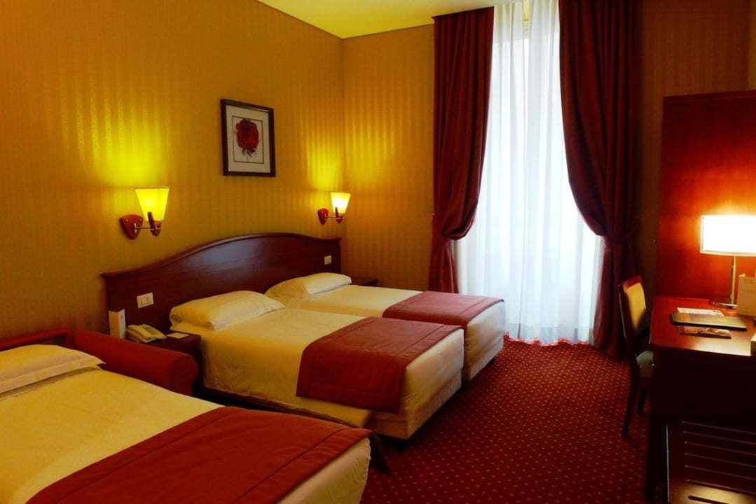 Tripla Hotel Augusta Lucilla Palace