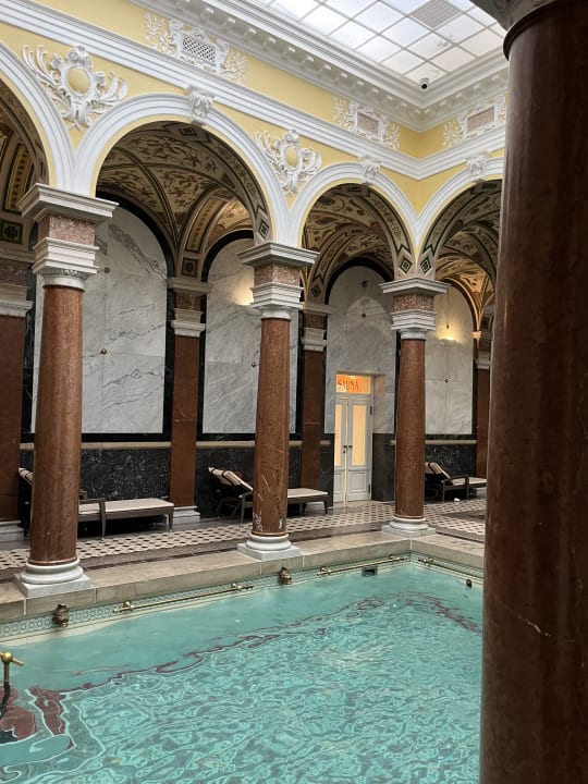 Pool Nové Lázné Ensana Health Spa Hotel