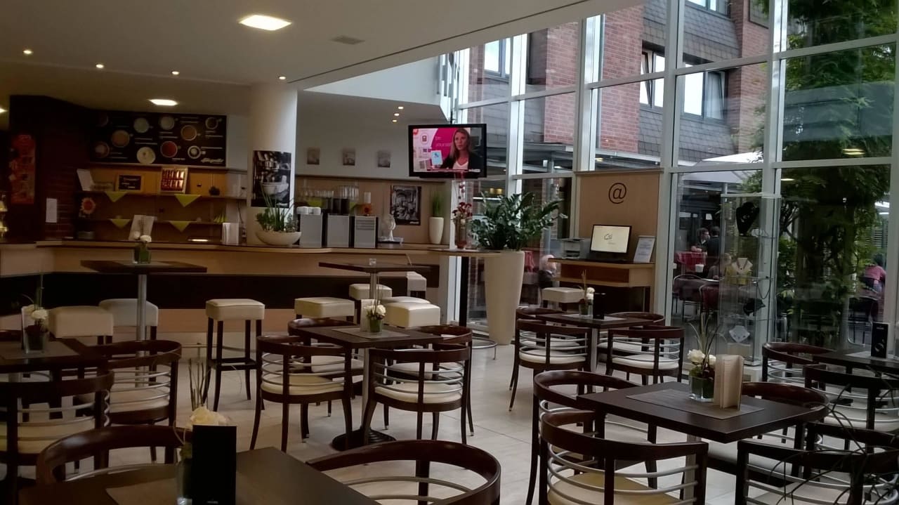 Cafe in der Lobby ggü. Rezeption GSI Hotel Bonn
