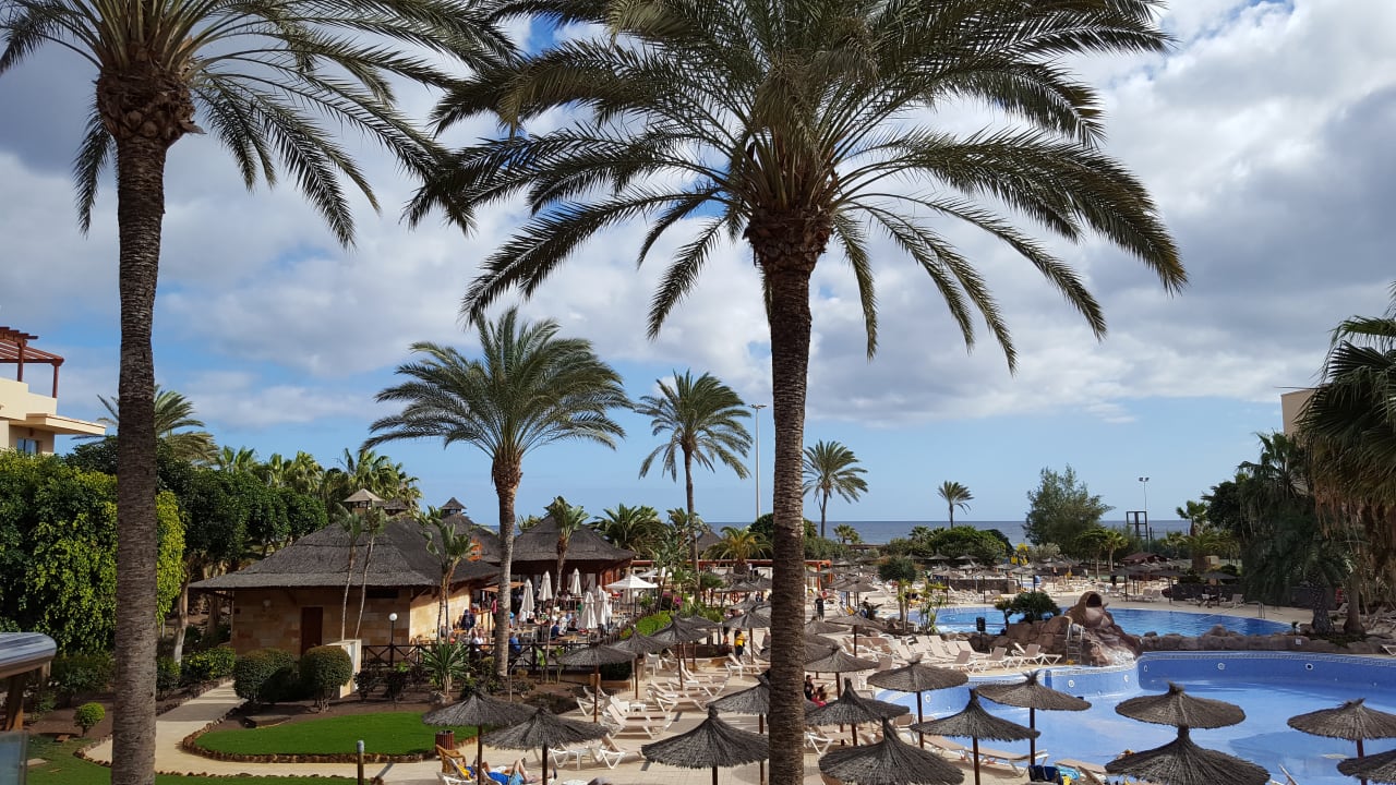 Pool Elba Carlota Beach & Golf Resort