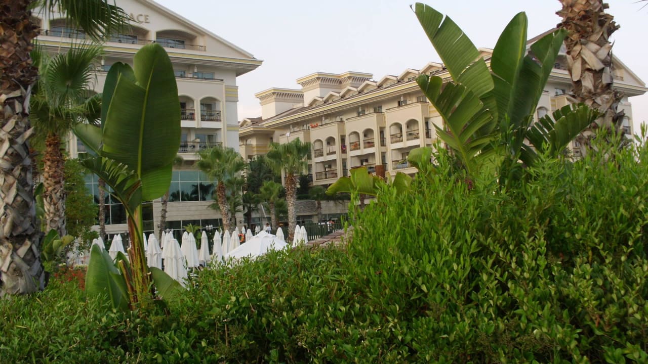 Blick aufs Hotel Diamond Excellence Resort & Spa