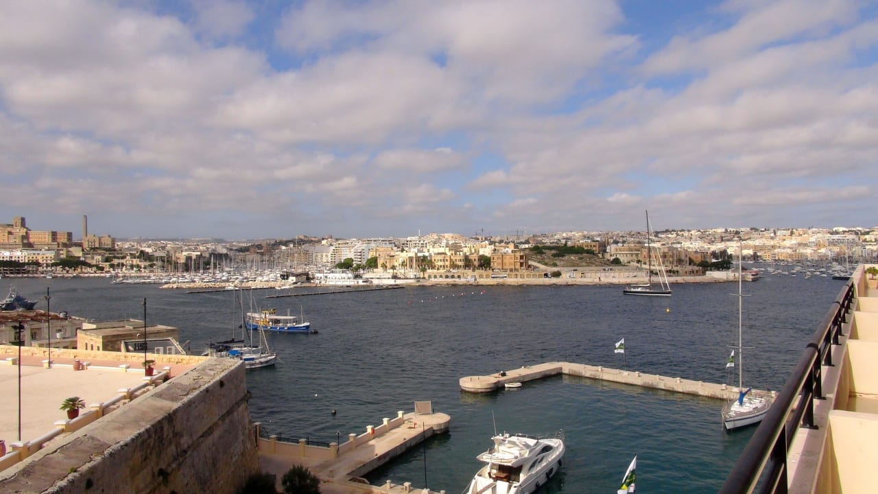Blick vom Zimmerbalkon des Excelsior Grand Hotel Grand Hotel Excelsior Malta