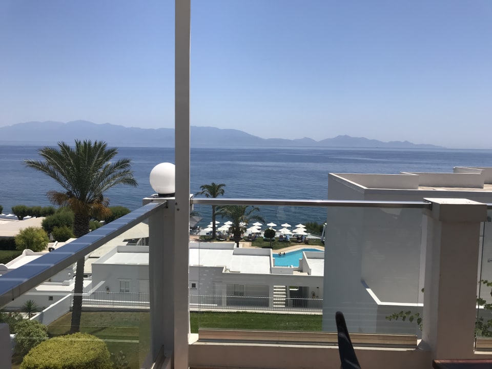 Ausblick Dimitra Beach Hotel & Suites