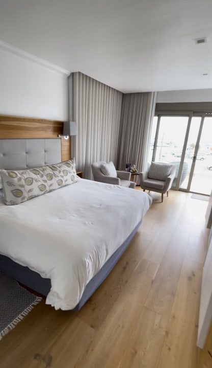 Zimmer Oceans Guest House & Luxurious Apartments