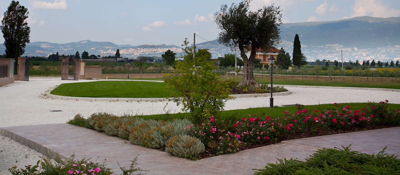 Gartenanlage Agriturismo Le Rondini di Francesco di Assisi