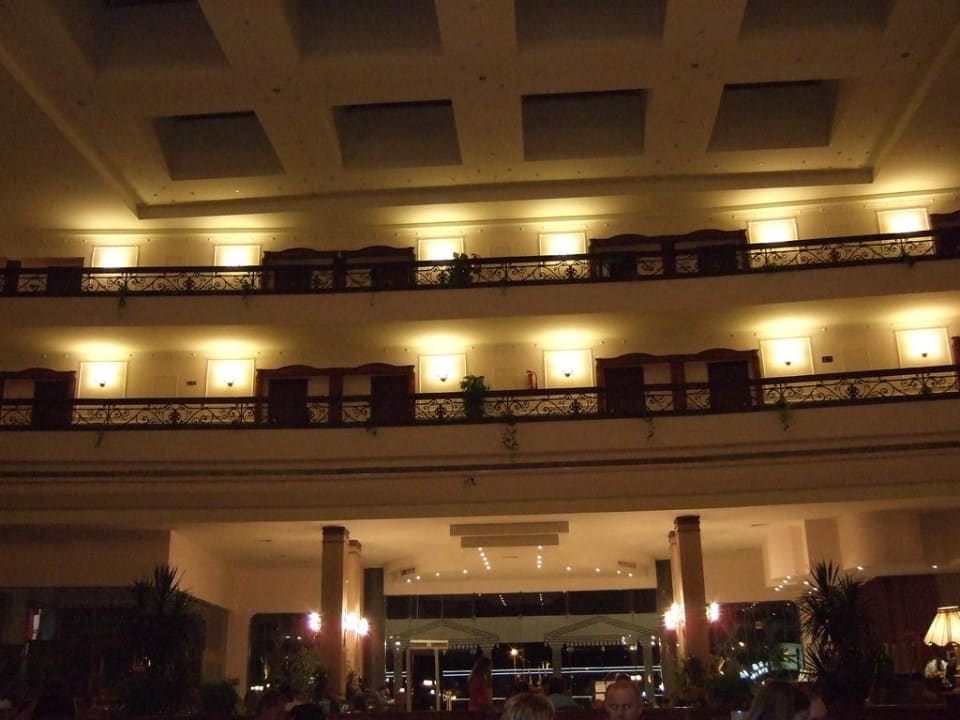 Lobby/ bzw. die Zimmer Titanic Resort & Aqua Park