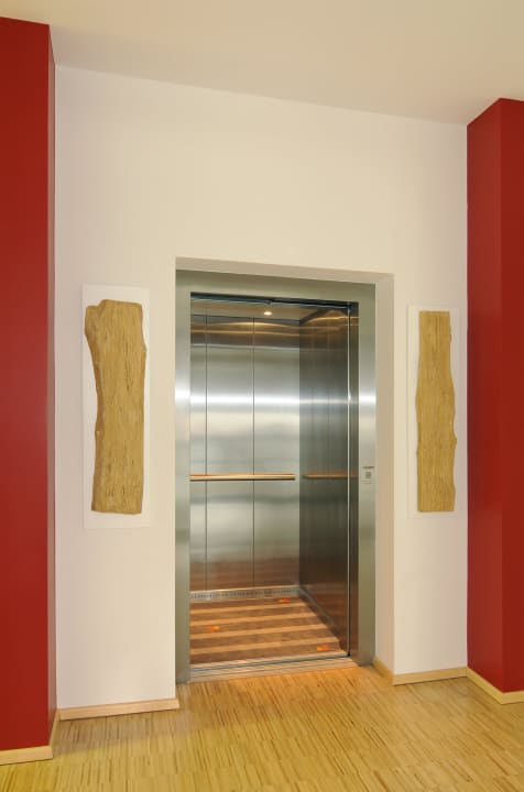 Hotel Stadtvilla Coburg - Fahrstuhl Hotel Stadtvilla Garni