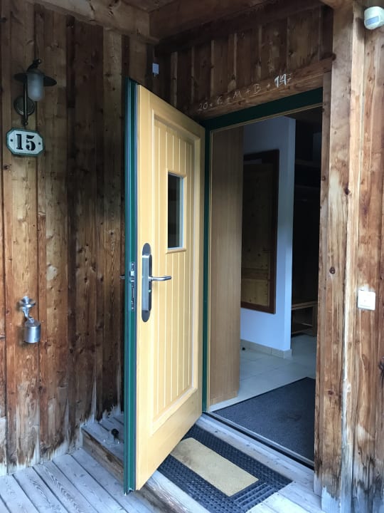 Außenansicht AlpenParks Hagan Lodge