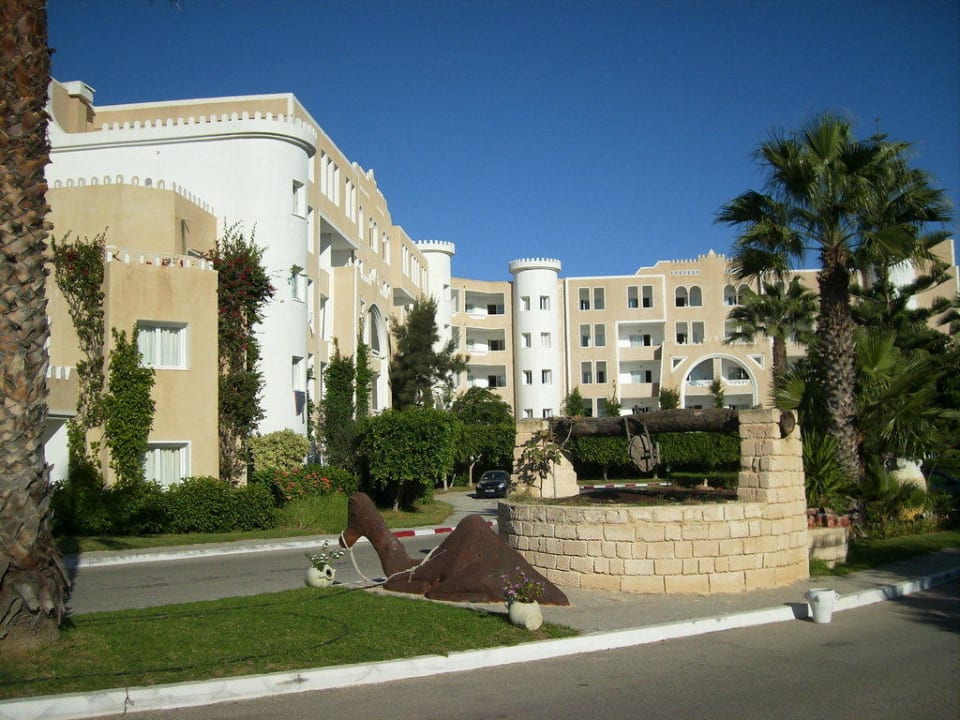 Hoteleinfahrt Mahdia Beach & Aquapark