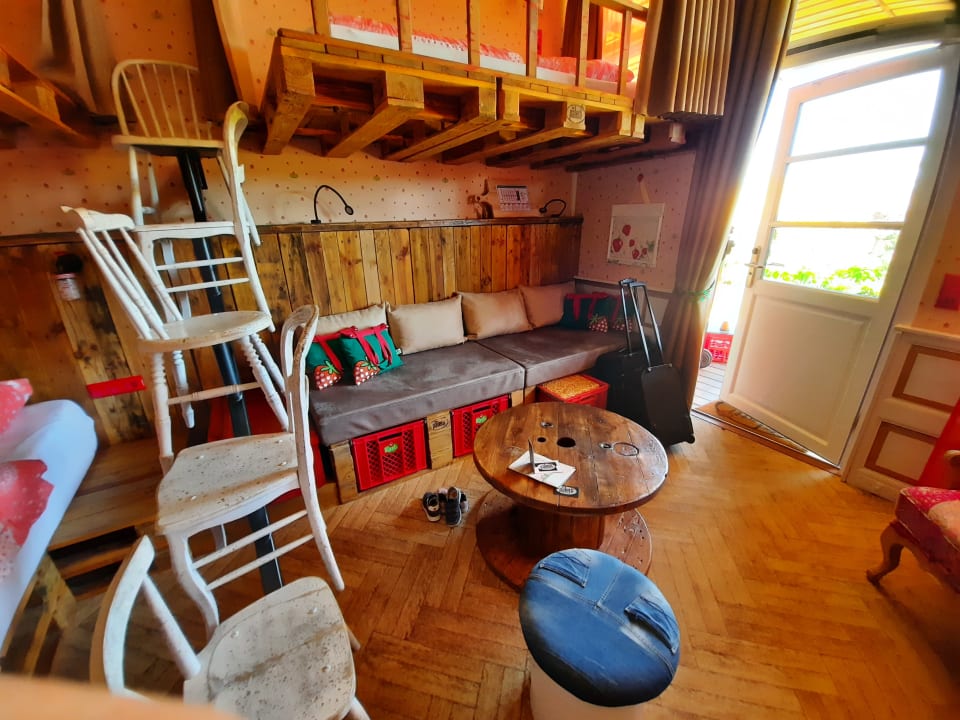 Zimmer Alles Paletti Karls Upcycling Hotel