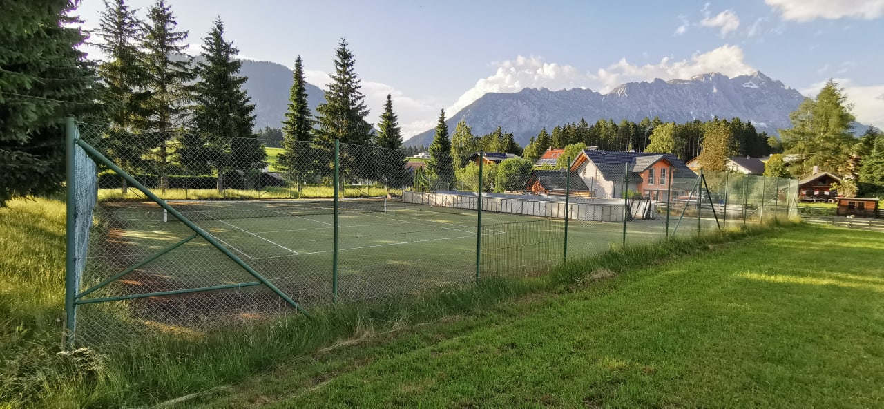 Außenansicht Hotel Berghof Mitterberg