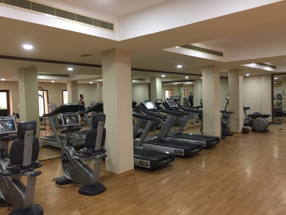 Sport & Freizeit Miramar Al Aqah Beach Resort