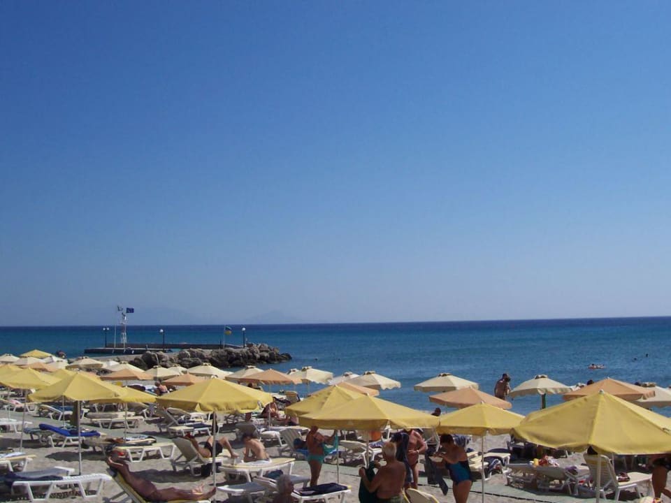 Strand des Hotels Porto Bello Beach