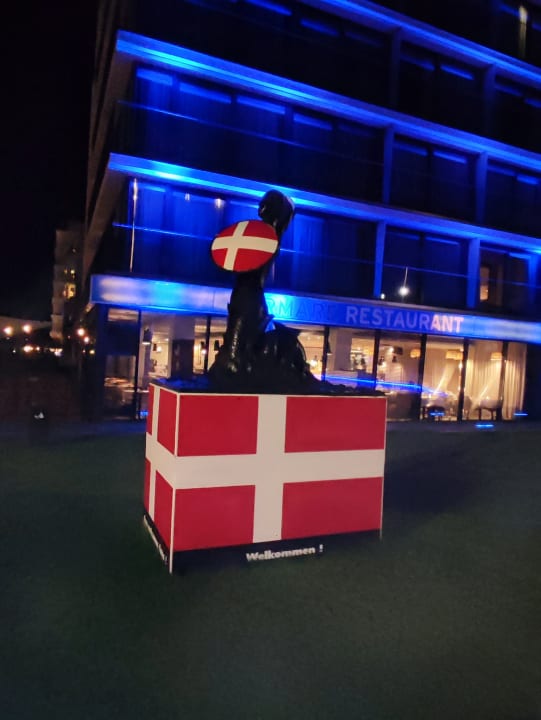 Außenansicht Marine Hotel by Zdrojowa