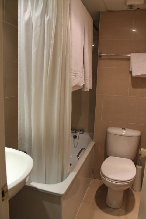 Sauberes Bild, täglicher Handtuchwechsel Phoenix Hotel