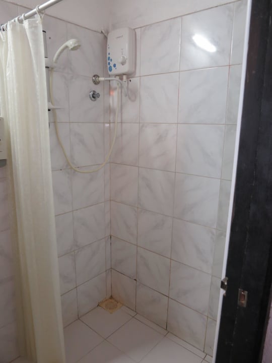 Unrenoviert Superior Embudu Village