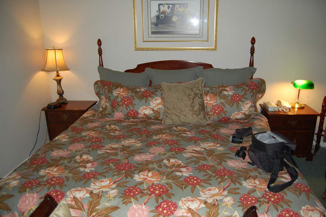 Bett Hotel Inn at the Falls