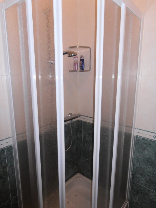 Dusche Hotel Continental