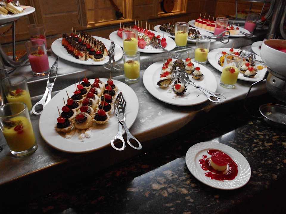 Dessertbüffet SUNRISE Holidays Resort (Adults Only)