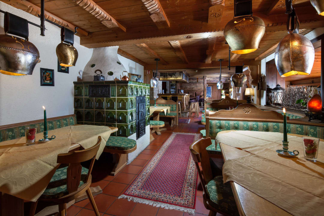 Gastro Alm- & Wellnesshotel Alpenhof