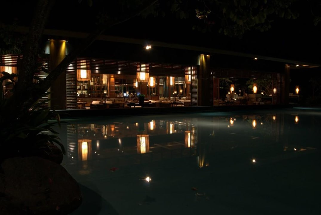 Cafe Laguna by Night The Laguna A Luxury Collection Resort & Spa