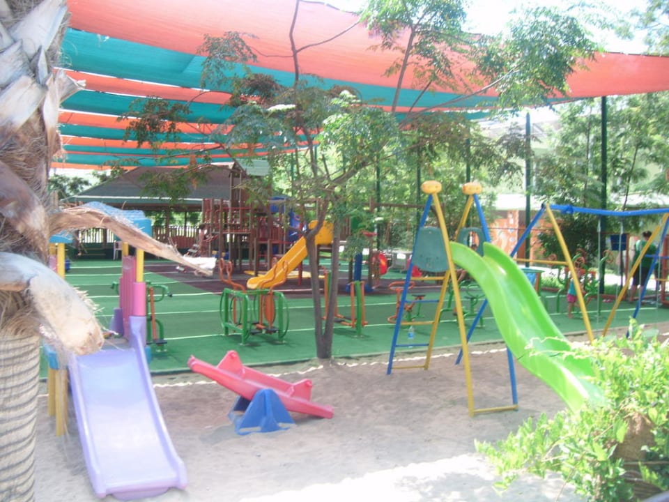Kinder Spiel Welt Lonicera Resort & Spa Hotel