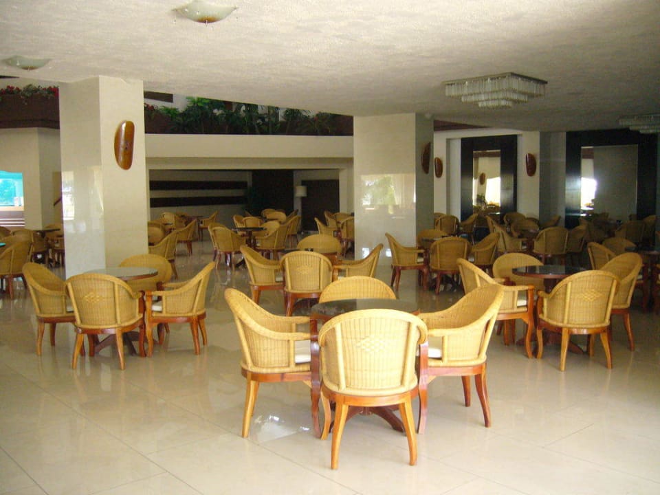 Lobby Sandy Beach Hotel & Family Suites