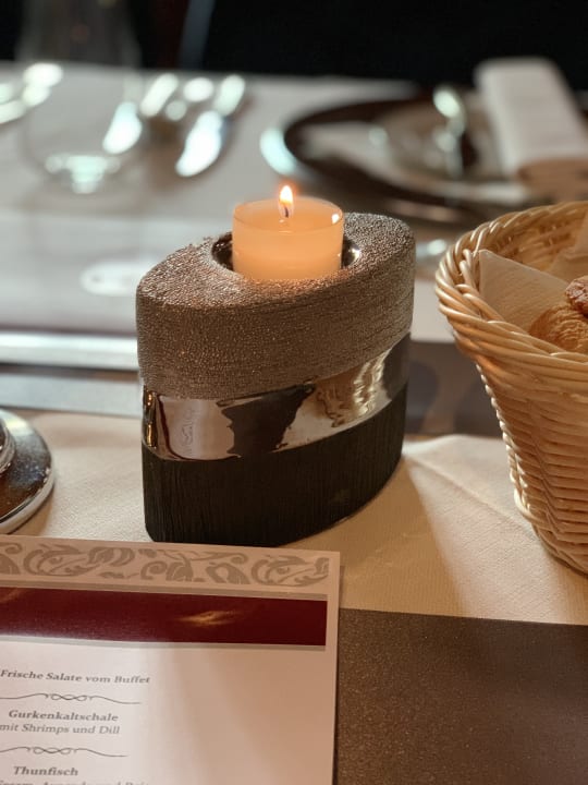 Gastro Wellnesshotel ...liebes Rot-Flüh