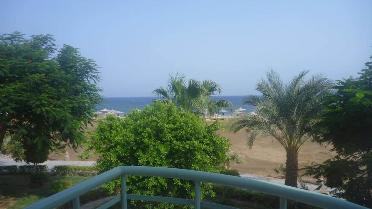 Vista dal terrazzino della camera Shams Alam Beach Resort