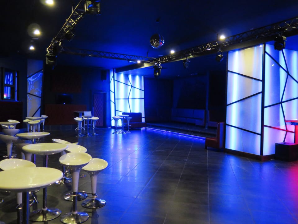 Leere Disco TUI MAGIC LIFE Jacaranda