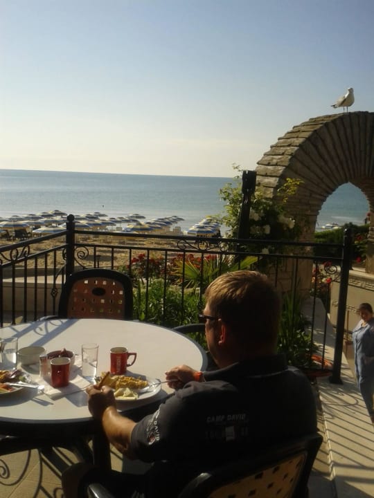 Beim Essen  Hotel Bilyana Beach