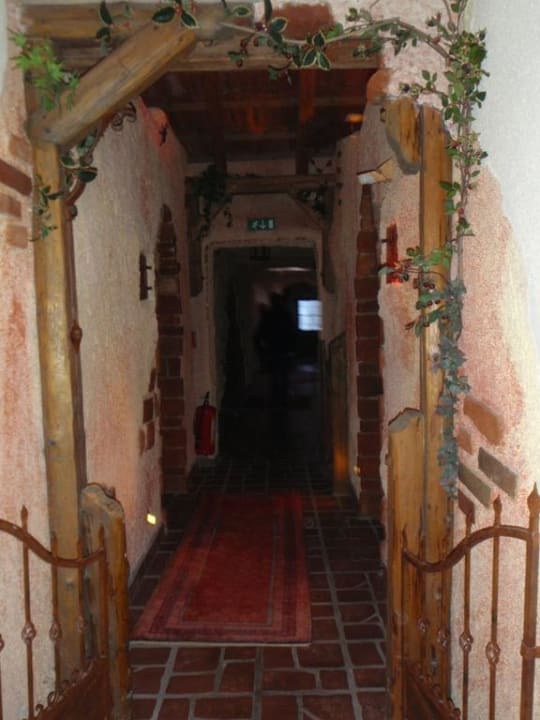 Gang zu den Hollen-Suiten Bergergut - Das Genießerhotel für Paare